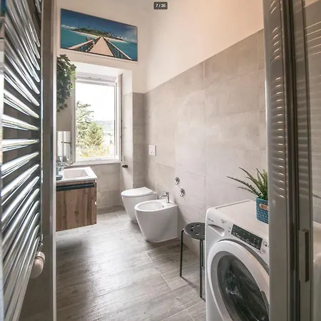 Lucent Vibe House Holiday home *